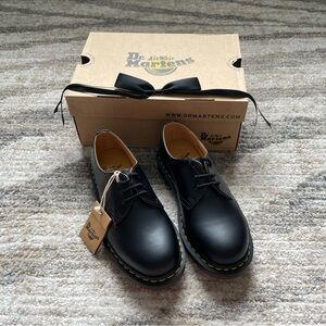 Unisex 1461 Smooth Leather Oxford Shoes